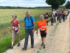 3 kilomètres à pied...